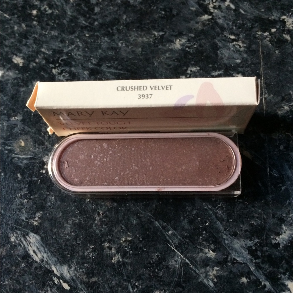 Mary Kay Velvet Touch Cheek Color Crushed Velvet